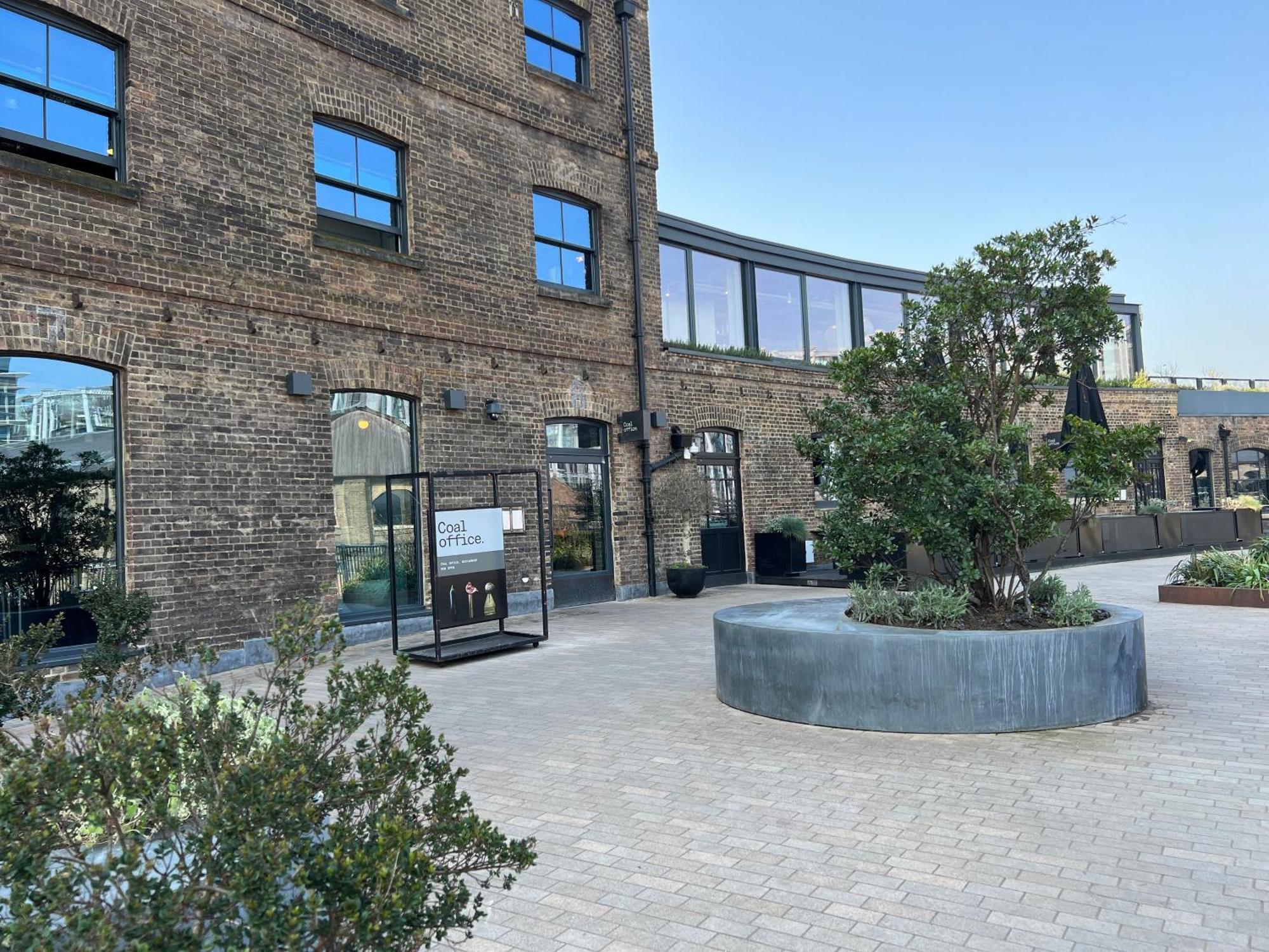 Huge Room For Recharge And Relaxation In Loft With Sauna In Central London Exterior photo